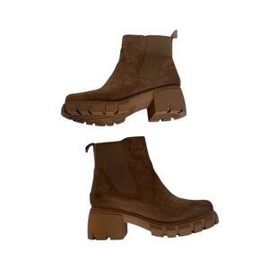 Natural Reflections Tan Ankle Boots